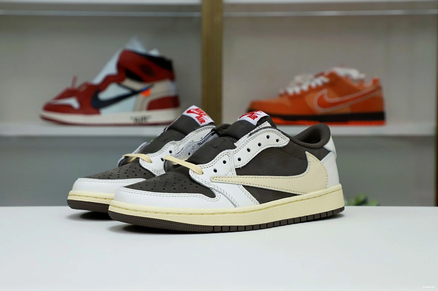 TRAVIS MOCHA OG REVERSE JORDAN SCOTT LOW AIR 1 X 0921